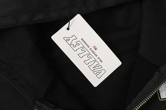 VALEY Hoodies & Sweatshirts Graphic zip-up product detail image 8