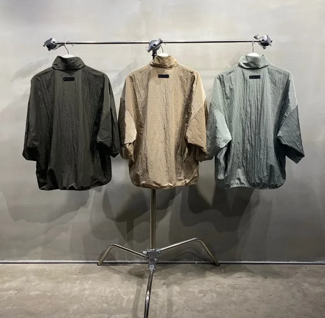 Unbranded Jackets Half-Zip High-Neck Nylon Pullover Jacket product detail image 3