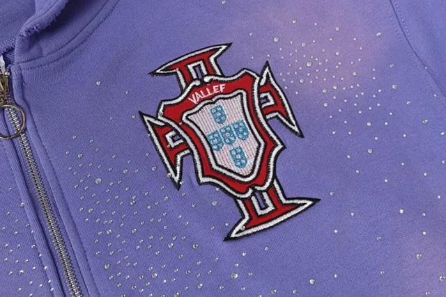 VALEY Hoodies & Sweatshirts Graphic zip-up product detail image 24