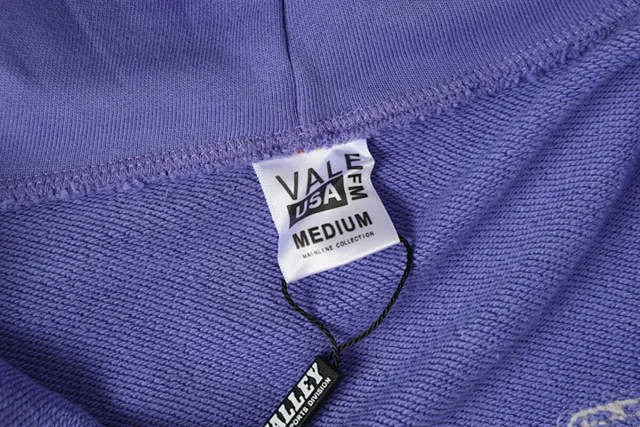 VALEY Hoodies & Sweatshirts Graphic zip-up product detail image 21