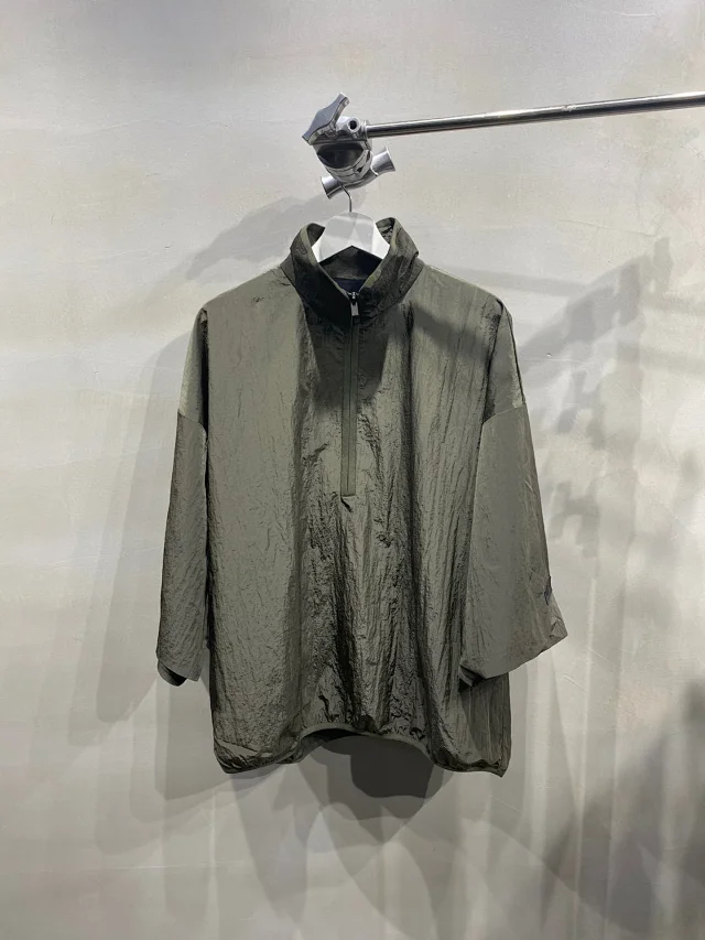 Unbranded Jackets Half-Zip High-Neck Nylon Pullover Jacket product detail image 5