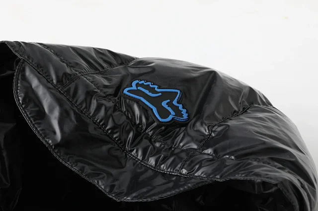 Umbro Gradient tracksuit and hooded puffer jacket variants product detail image 11