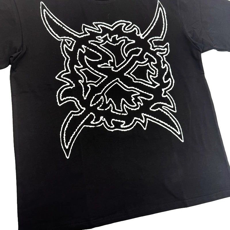 T-Shirt photo 6