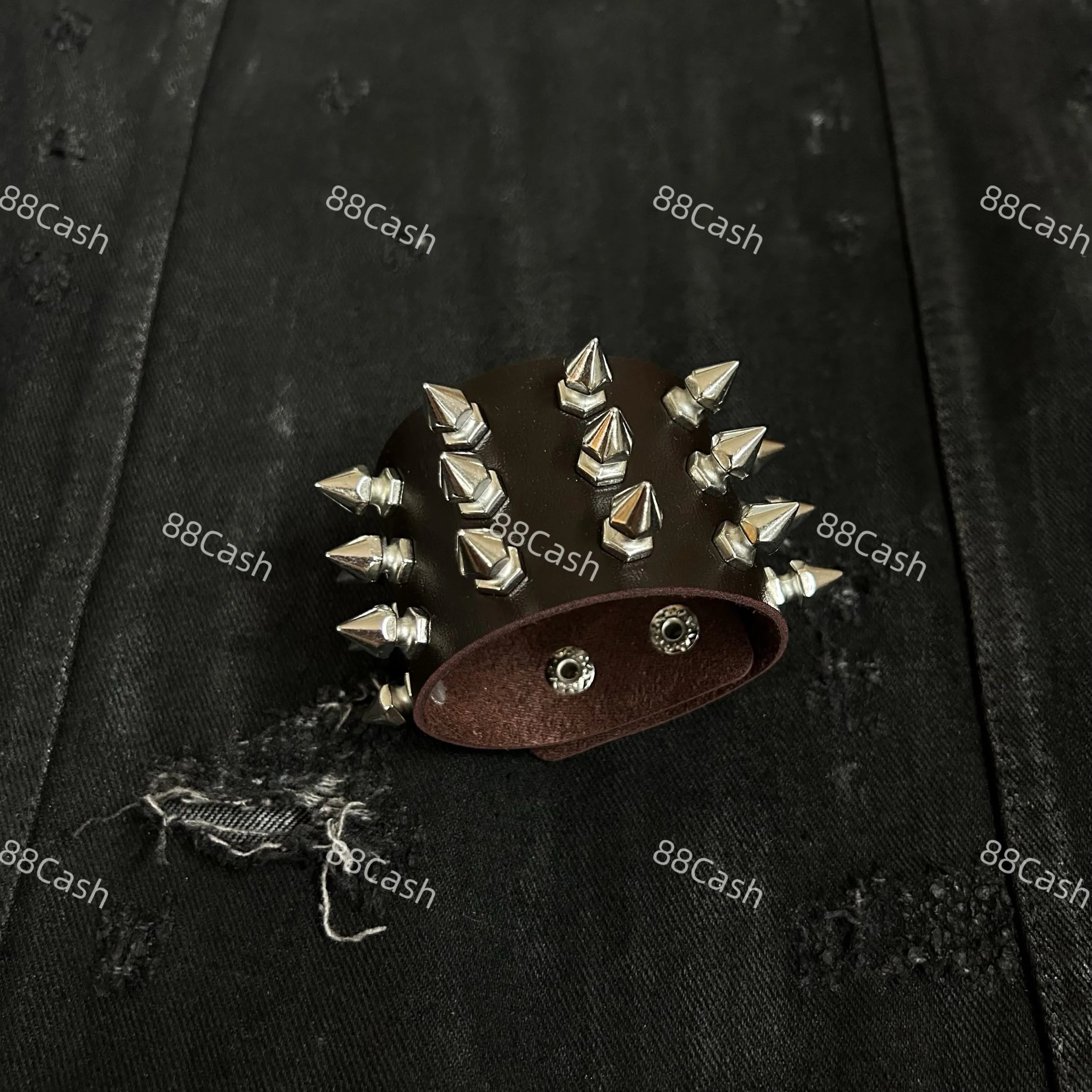Unbranded Leather Bracelet 2