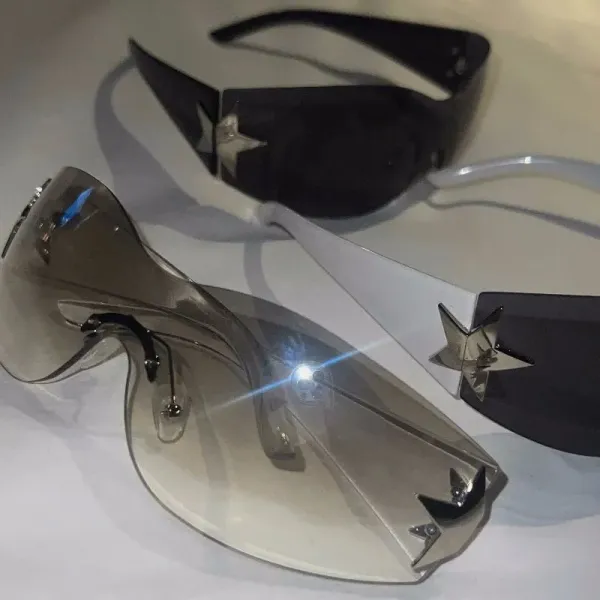 Design Star-Embellished Shield Sunglasses Black - 4