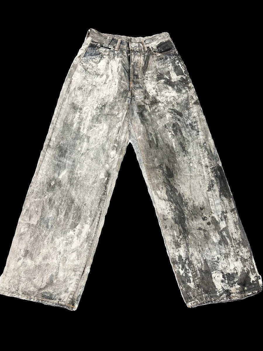 Levi's Distressed Wide Leg Jeans