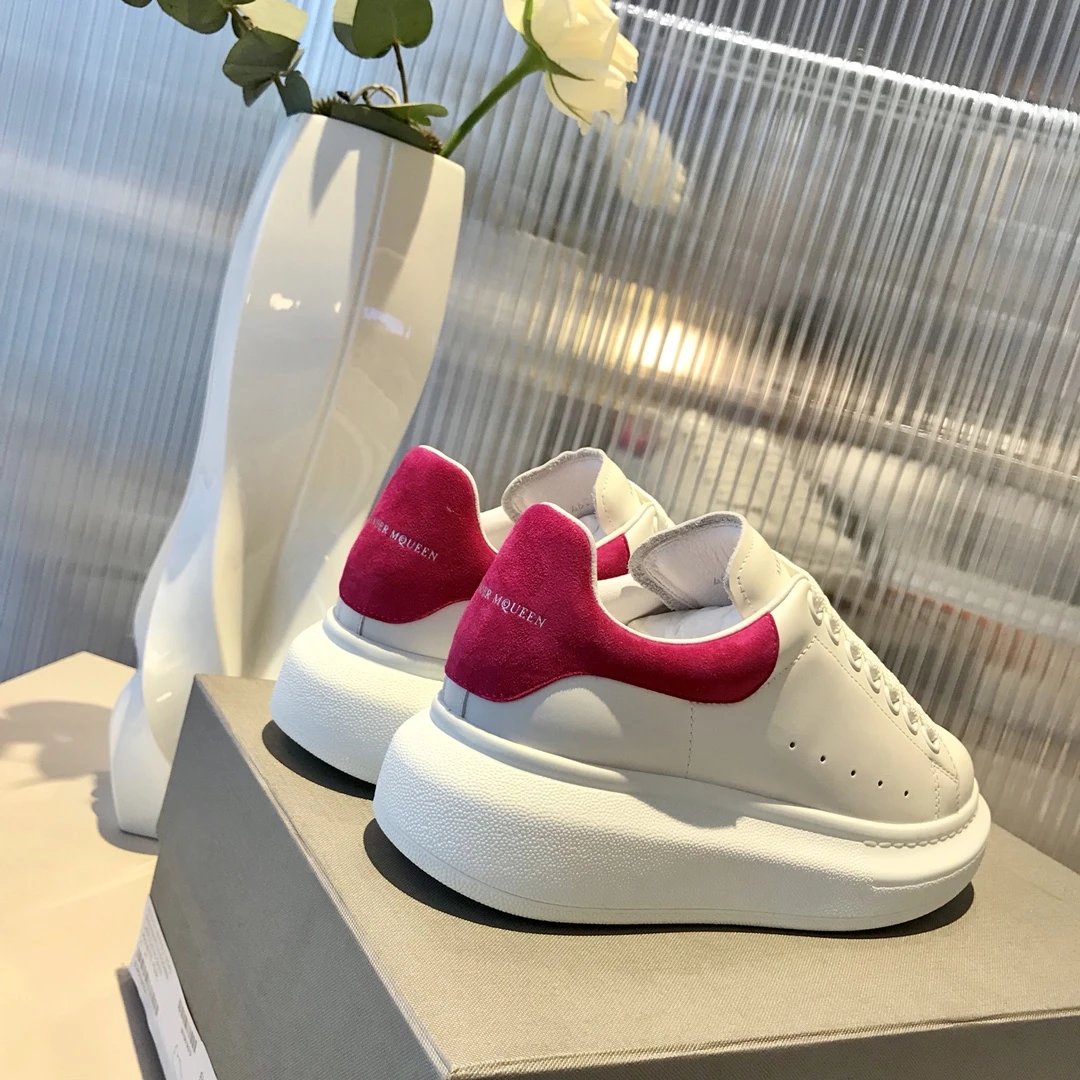 Alexander McQueen Oversized 7
