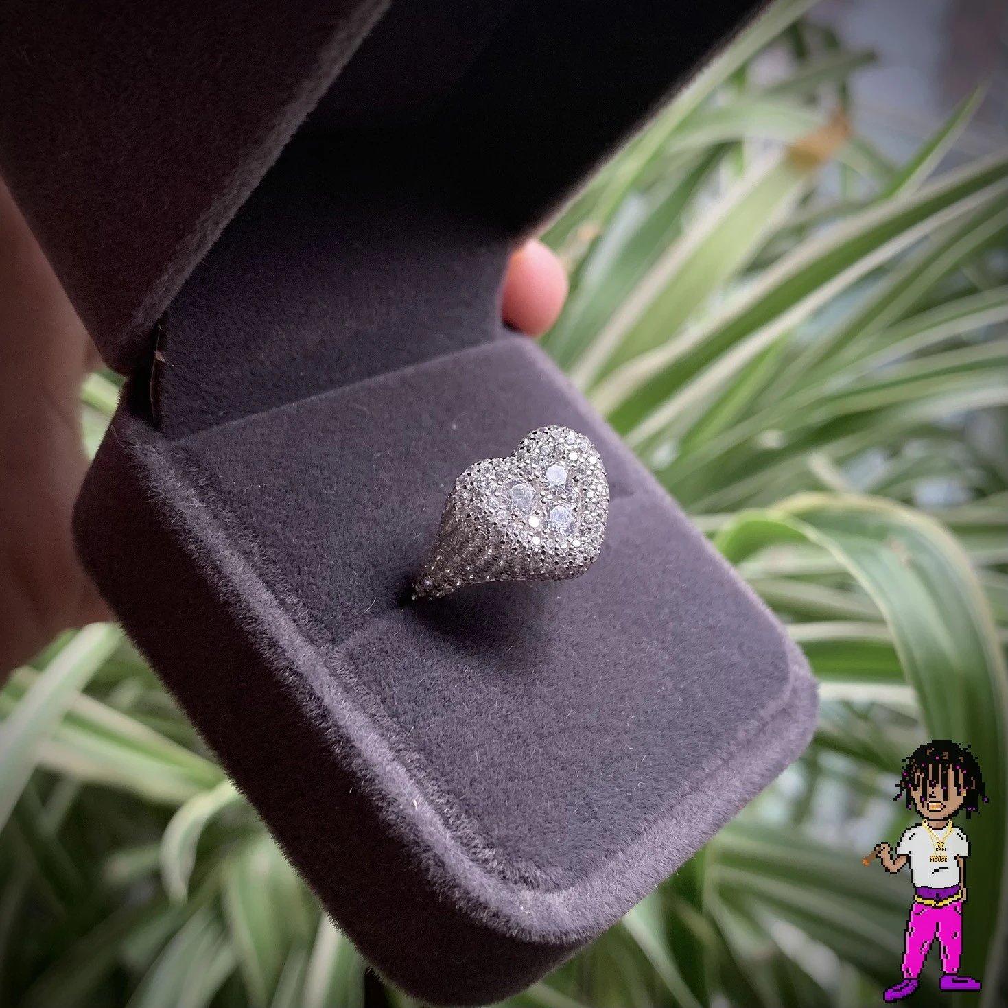 Design Heart-Shaped Pave Diamond Ring Silver - 5