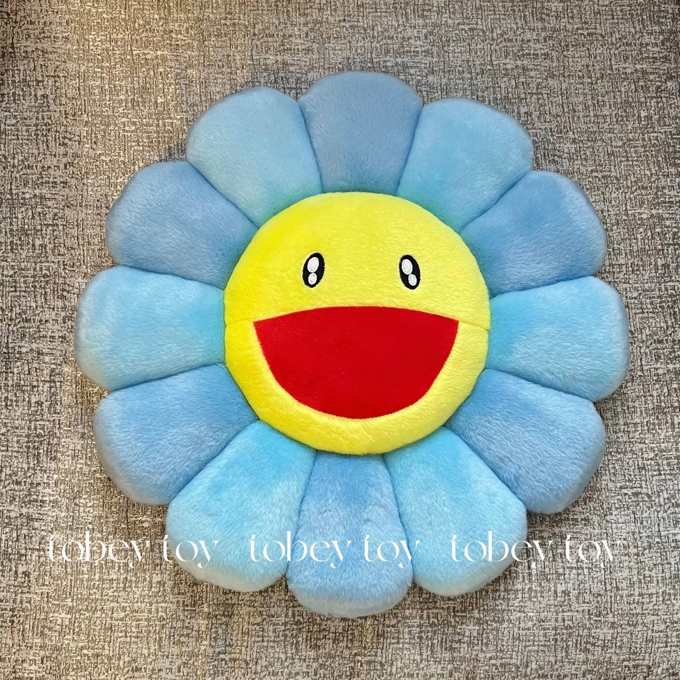 Murakami Pillow · 4