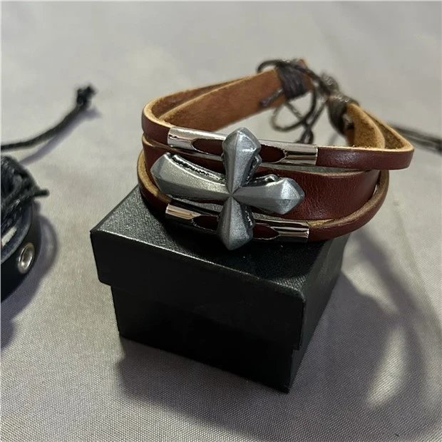 Unbranded Leather Bracelet 3