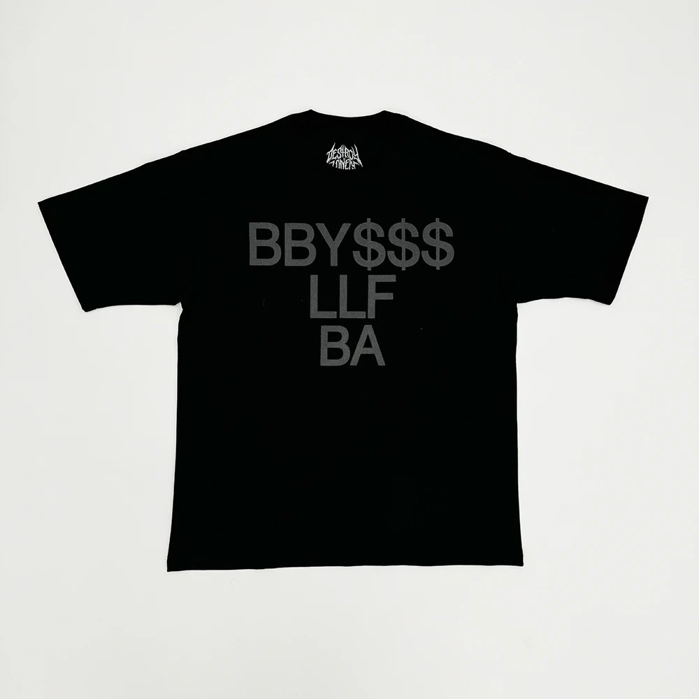T-Shirt photo 6