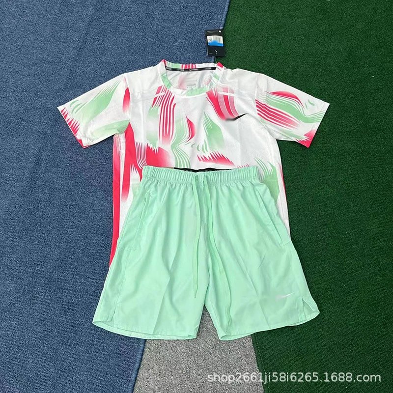 Unbranded Matching Sets Short-Sleeve Graphic Athletic Top and Shorts Set — 1