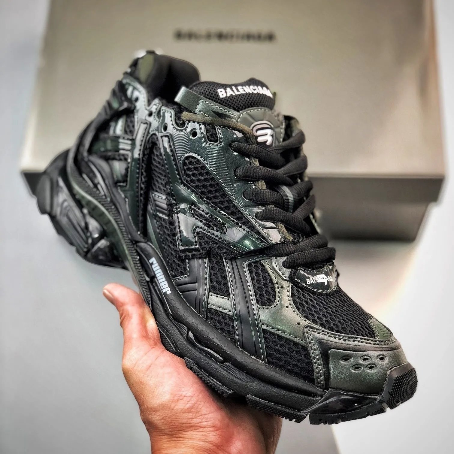Dark Green Black
