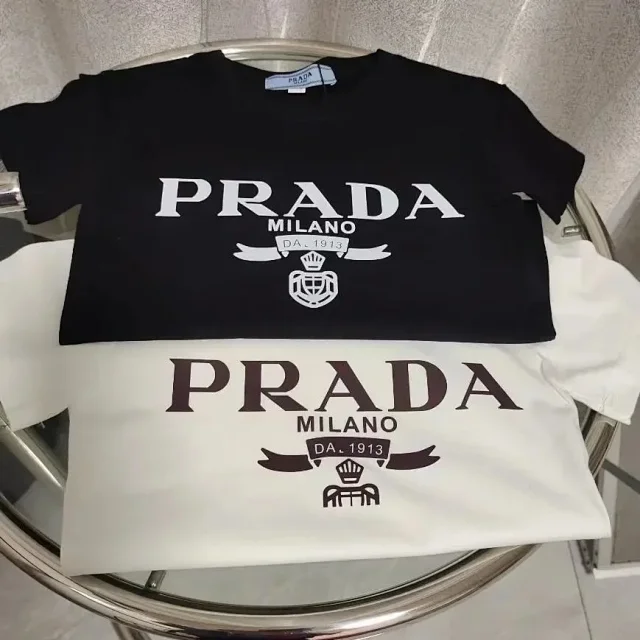 Prada T-Shirts Short-Sleeve Logo-Print product detail image 10