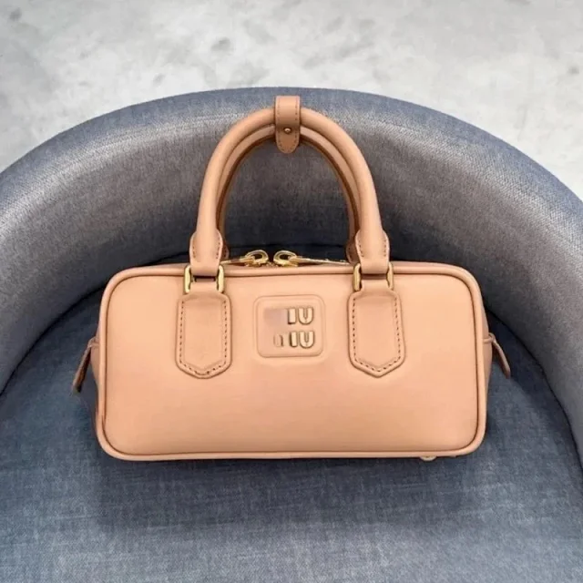 Miu Handbags Quilted braided-handle design product detail image 5