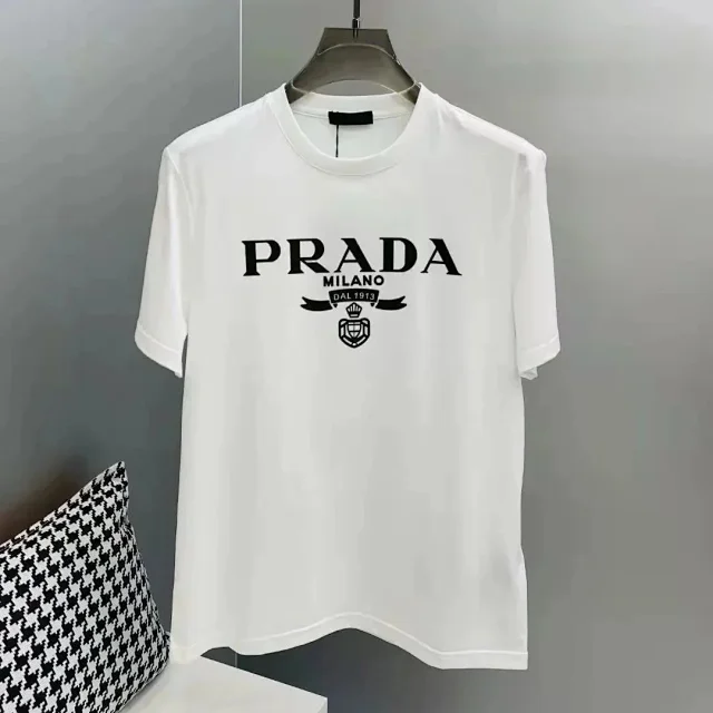 Prada T-Shirts Short-Sleeve Logo-Print product detail image 8