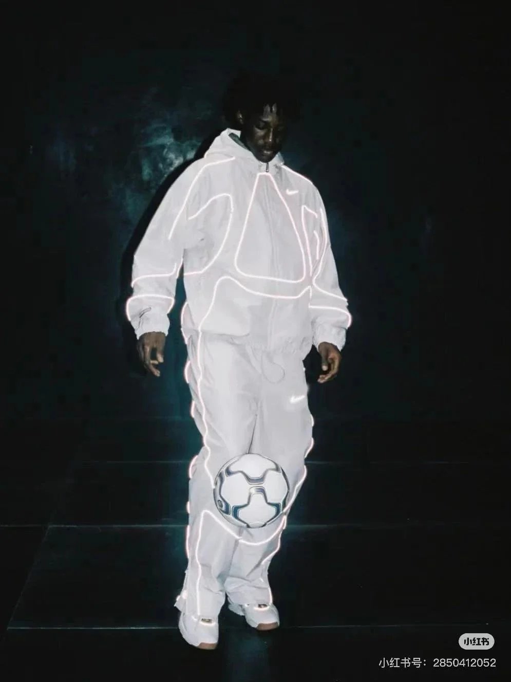 Reflective Stripe Tracksuit photo 2