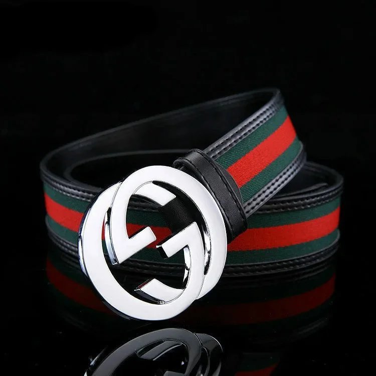 红绿布黑带银扣