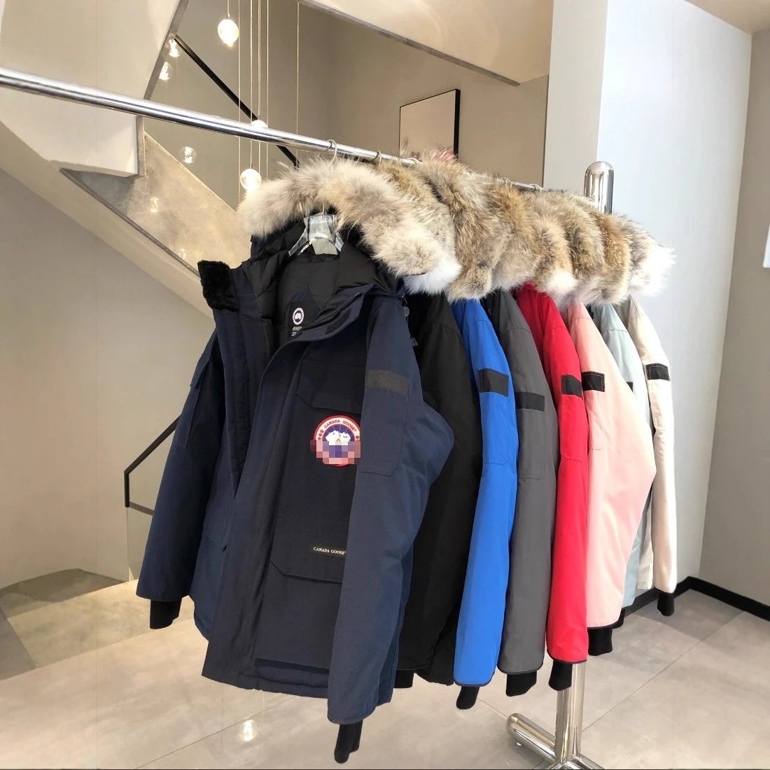 鹅狼毛领经典派克中长款连帽羽绒服防寒 - 134179
