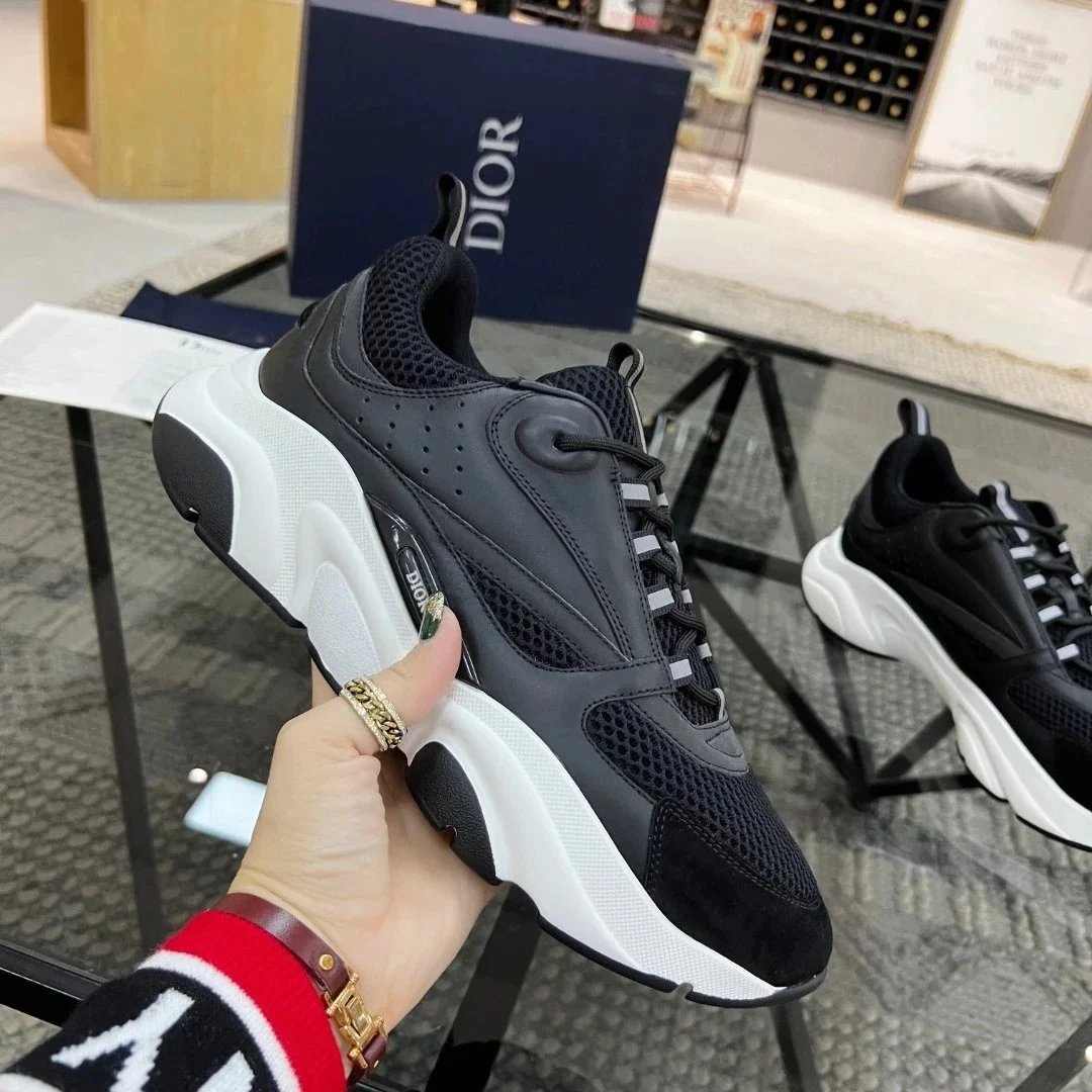                                     男女跑步运动鞋真皮休闲厚底老爹鞋