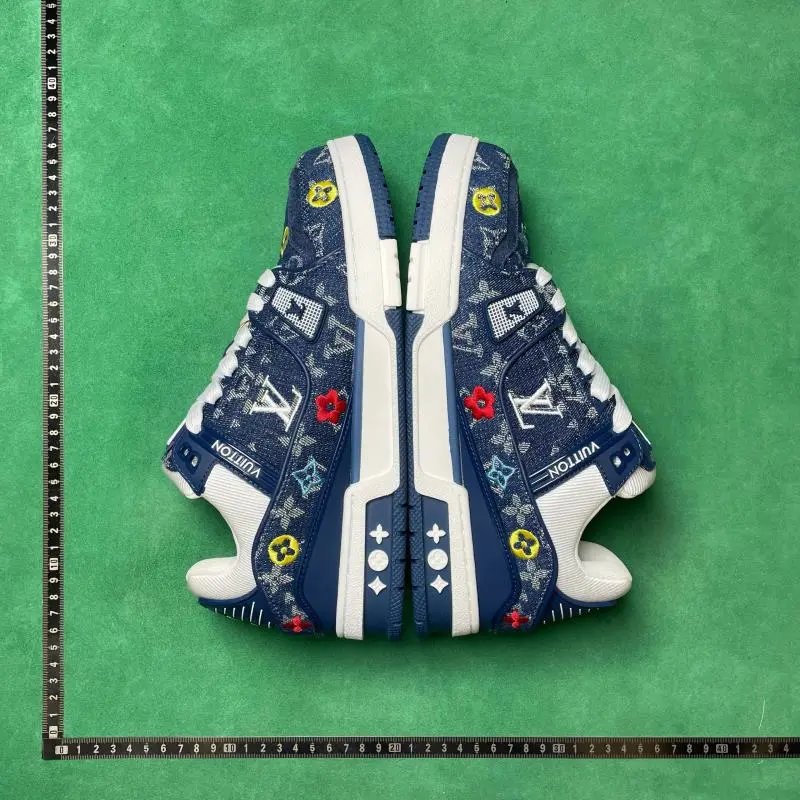 No. 5 Navy Blue