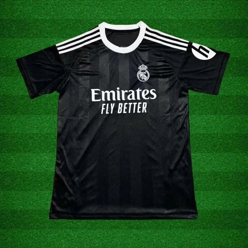 2526 Real Madrid goalkeeper black
