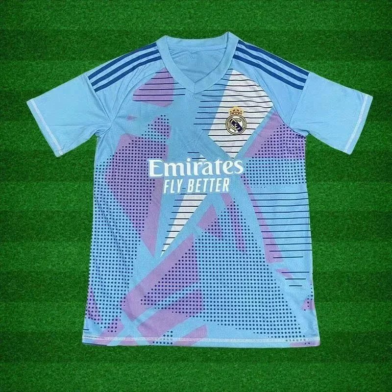 2425 Real Madrid goalkeeper