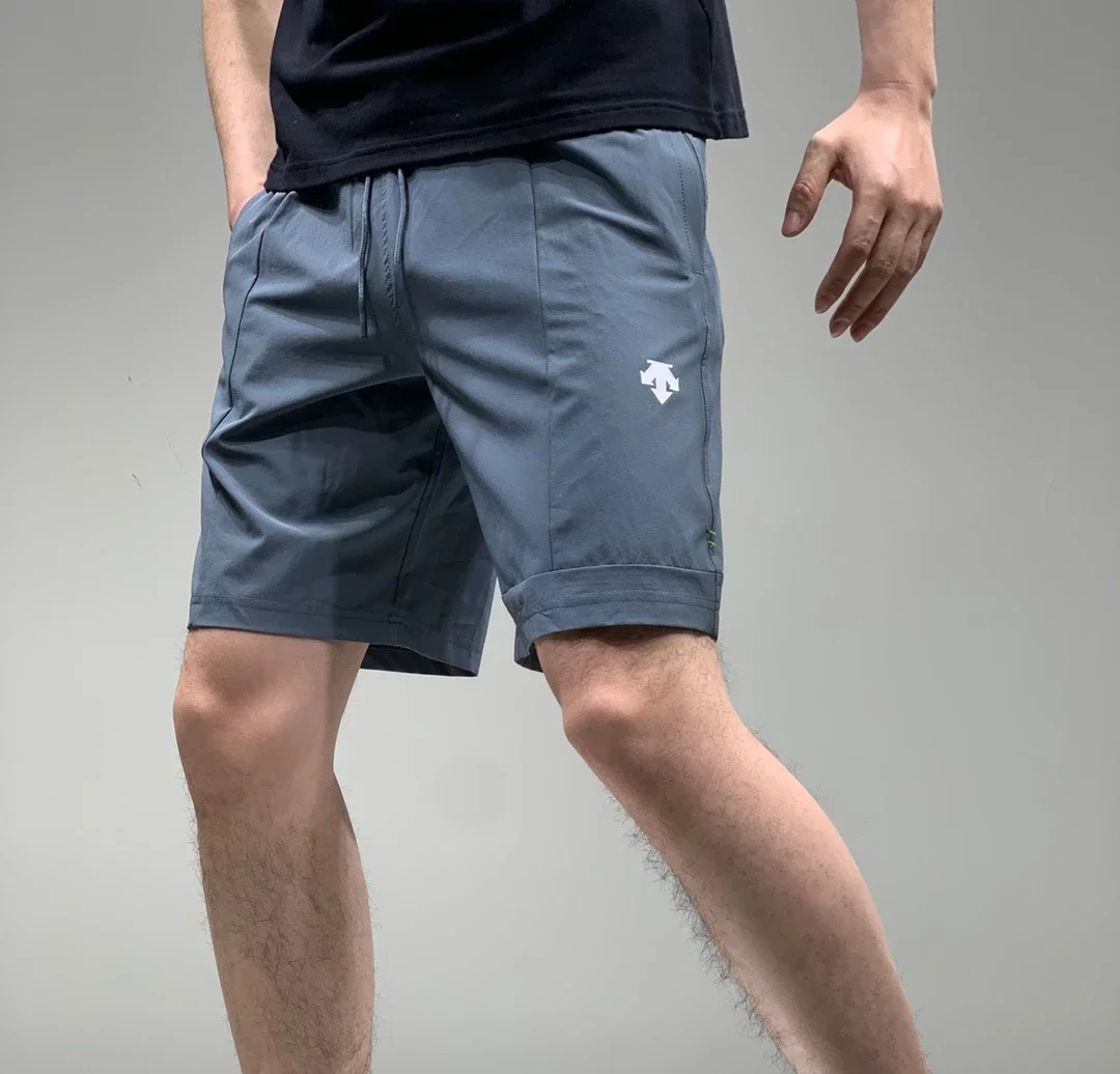 运动休闲皆可、修身但不紧身：迪桑特 dualis系列 男士梭织速干机能短裤