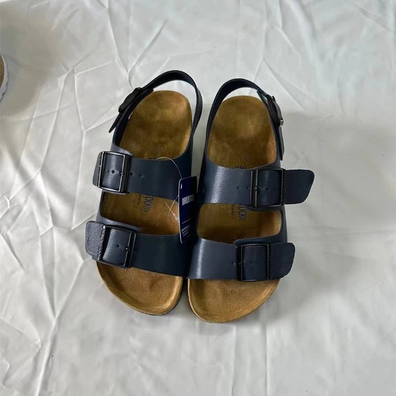 Sandals in blue
