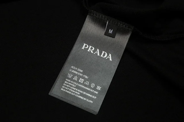 Prada T-Shirts Short-Sleeve Logo Print product detail image 5