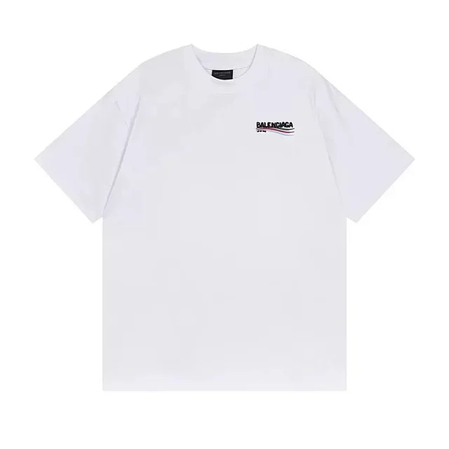 Balenciaga T-Shirts Oversized short-sleeve T-shirt with distressed logo print product detail image 9