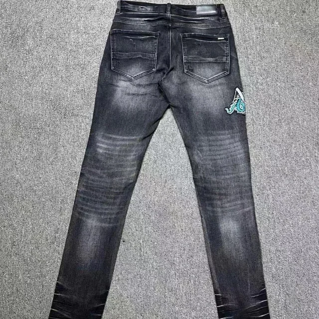 AMIRI Multiple jeans styles shown product detail image 4