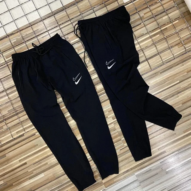 Nike Trousers Elastic-Waist Athletic product detail image 2