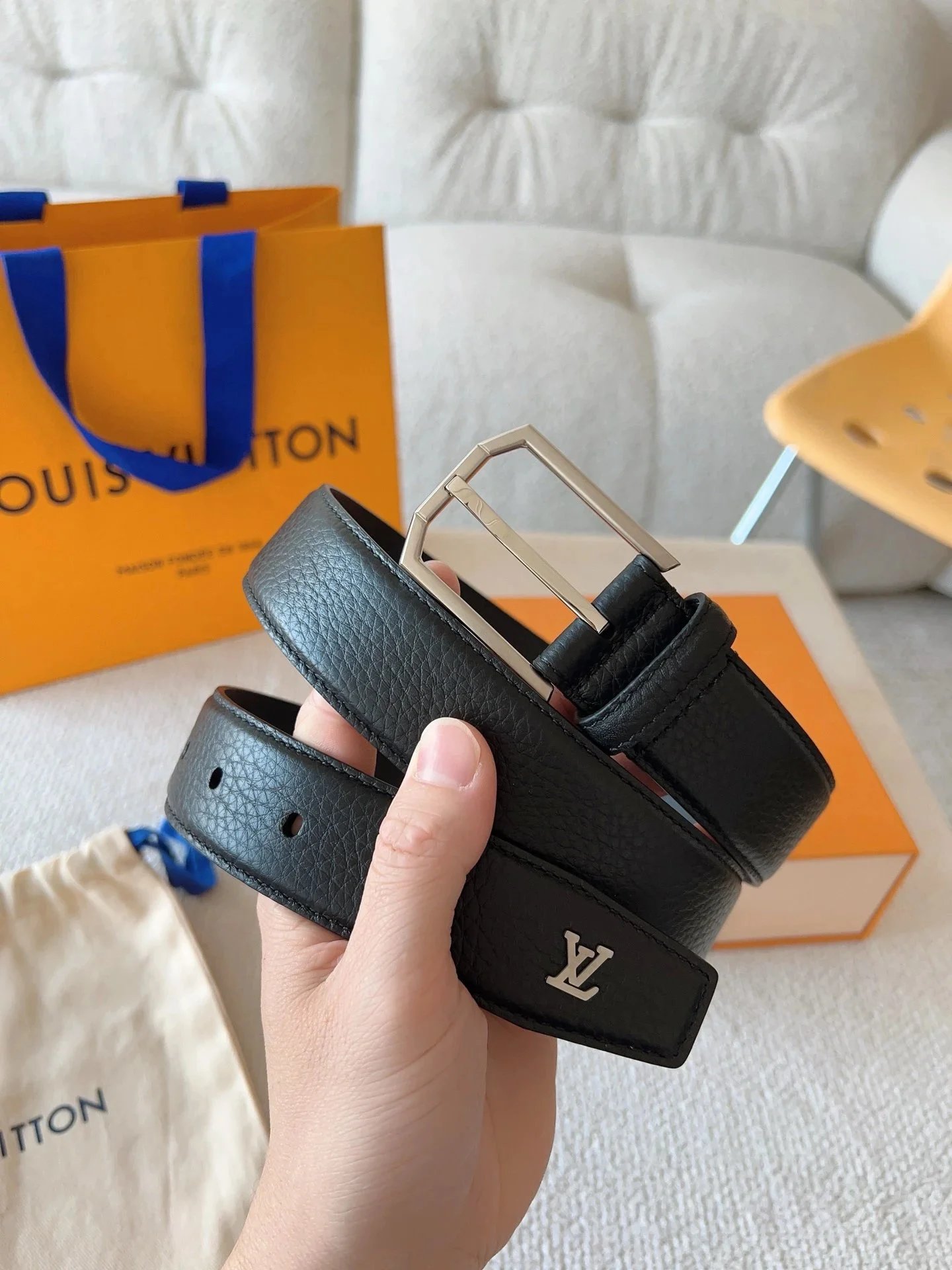 Louis Vuitton Initiales Belt Black Leather Belt