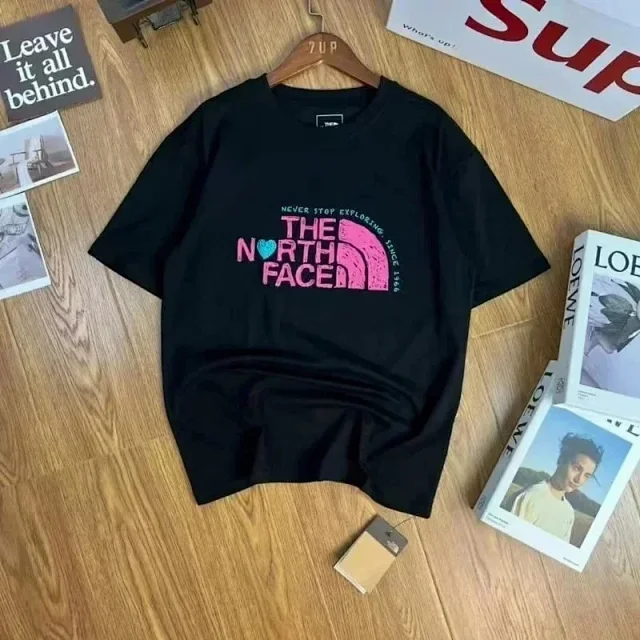 The North Face T-Shirts Short-Sleeve Graphic Logo T-Shirt product detail image 9