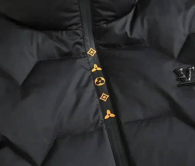 Louis Vuitton Down Jackets Black quilted puffer jacket with stand collar product detail image 8