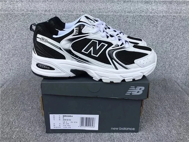 New Balance Sneakers 550 product detail image 6