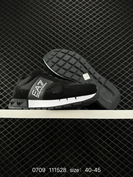 EA7 Emporio Armani Runner Black/White Sneakers - 1