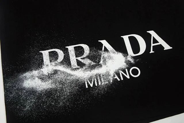Prada T-Shirts Short-Sleeve Logo Print product detail image 4