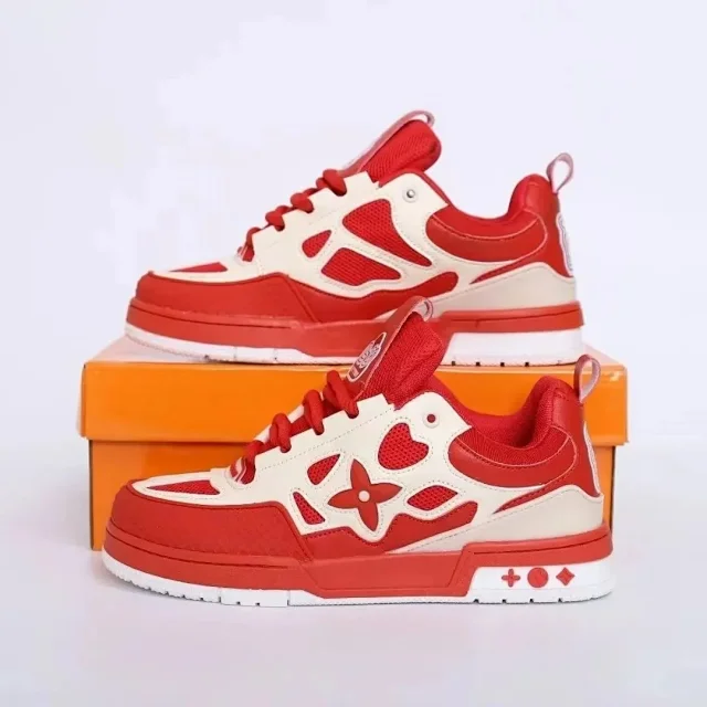 Louis Vuitton Sneakers Low-top monogram product detail image 2