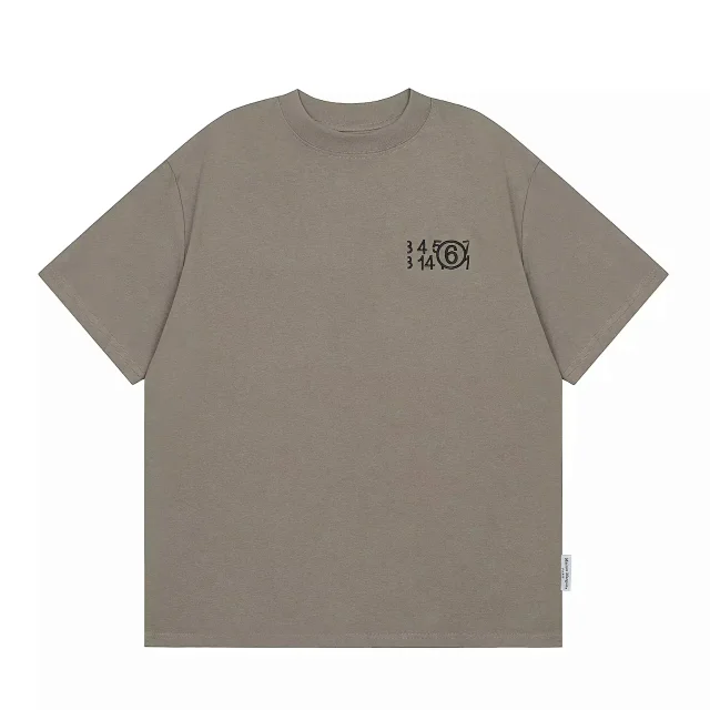 Essentials T-Shirts Short-Sleeve Graphic T-Shirt product detail image 7
