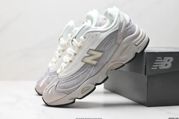 New Balance 1000 White Gray Chunky Sneakers - 1