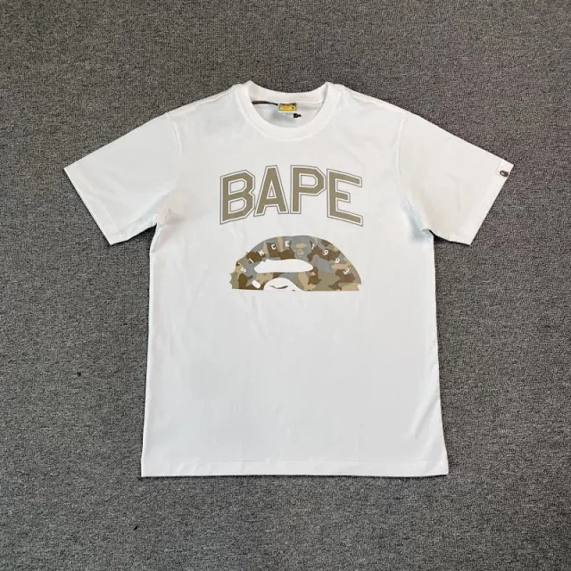 BAPE T-Shirts Short-Sleeve Ape Head Graphic T-Shirt product detail image 3