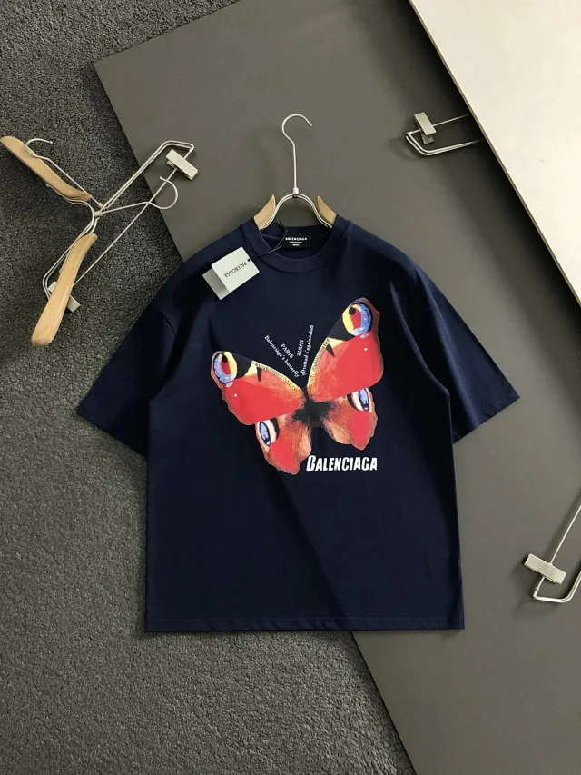 Balenciaga T-Shirts Short-Sleeve Graphic Logo product detail image 3