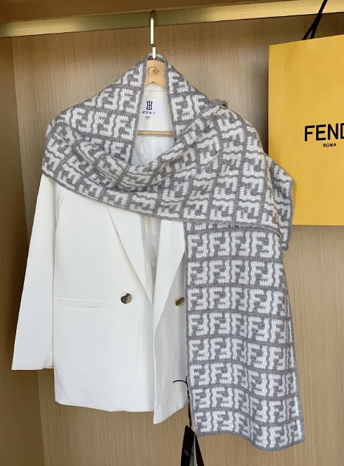 Fendi Scarves Knitted FF Logo Scarf product detail image 4