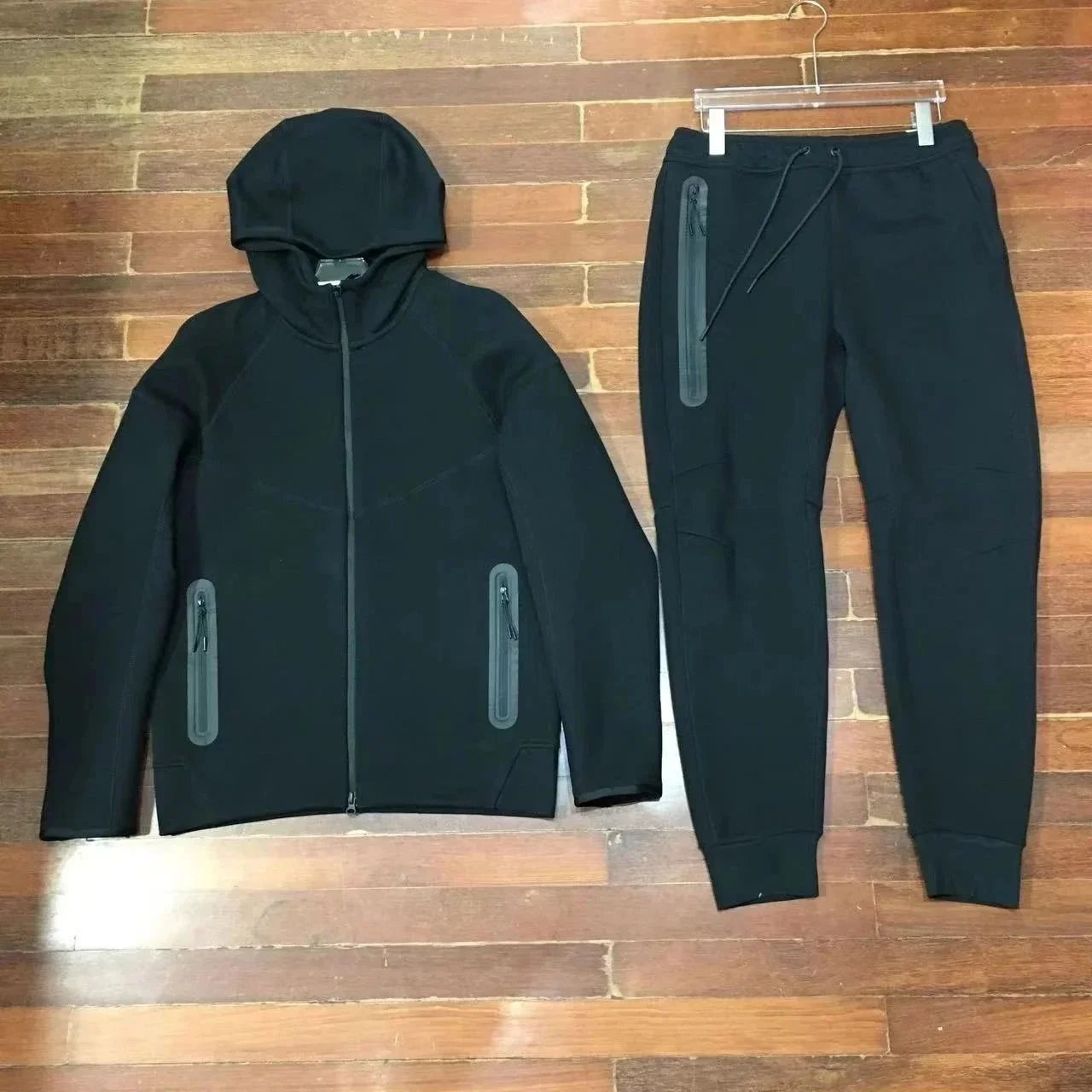 Nike Matching Sets Hooded zip-up jacket and jogger pants set — New black suit