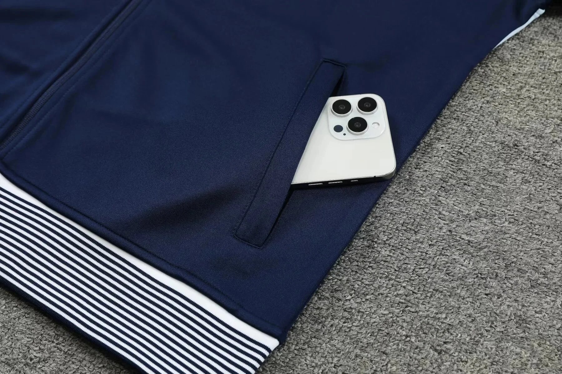 Italy National Team Tracksuit Navy Blue with Green and Cyan Accents Tracksuit - 5