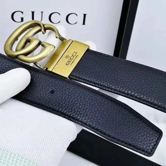 Gucci Belts GG Buckle Embossed Belt product detail image 11