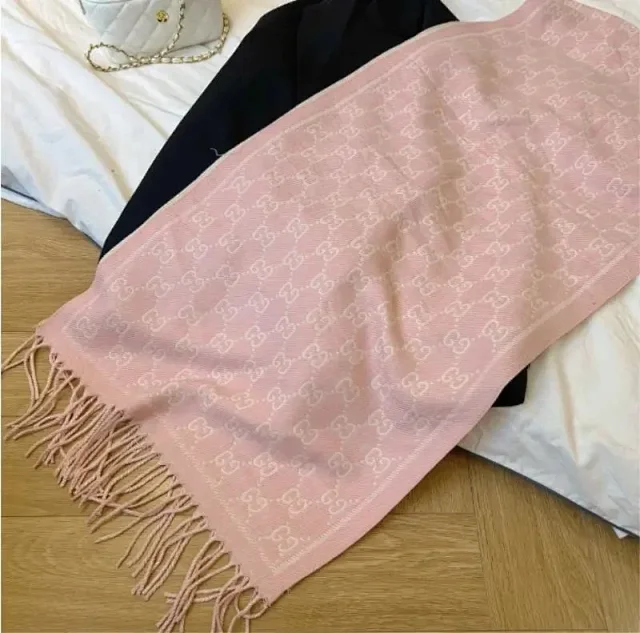Gucci Scarves Fringed GG monogram scarf product detail image 10