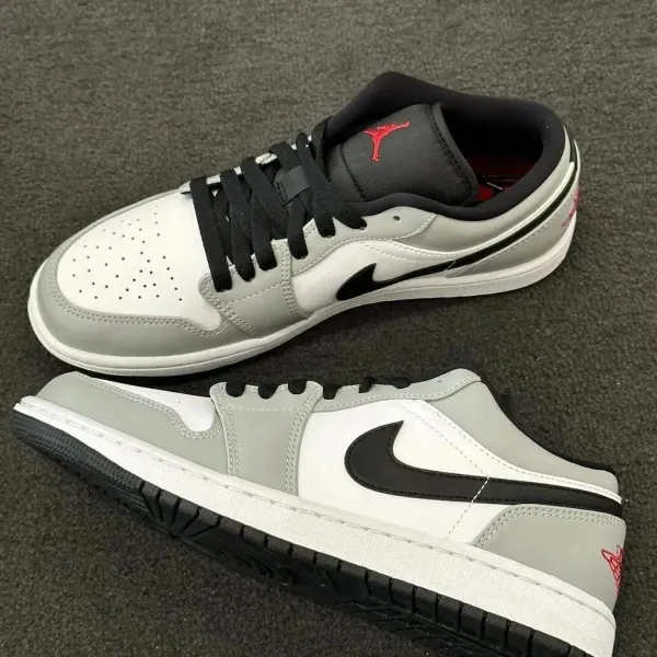 Nike x Off-White Air Jordan 1 Low 'Mocha' Sneakers - 11